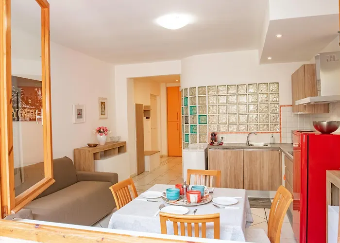 Twin House - Le Lecce Apartment